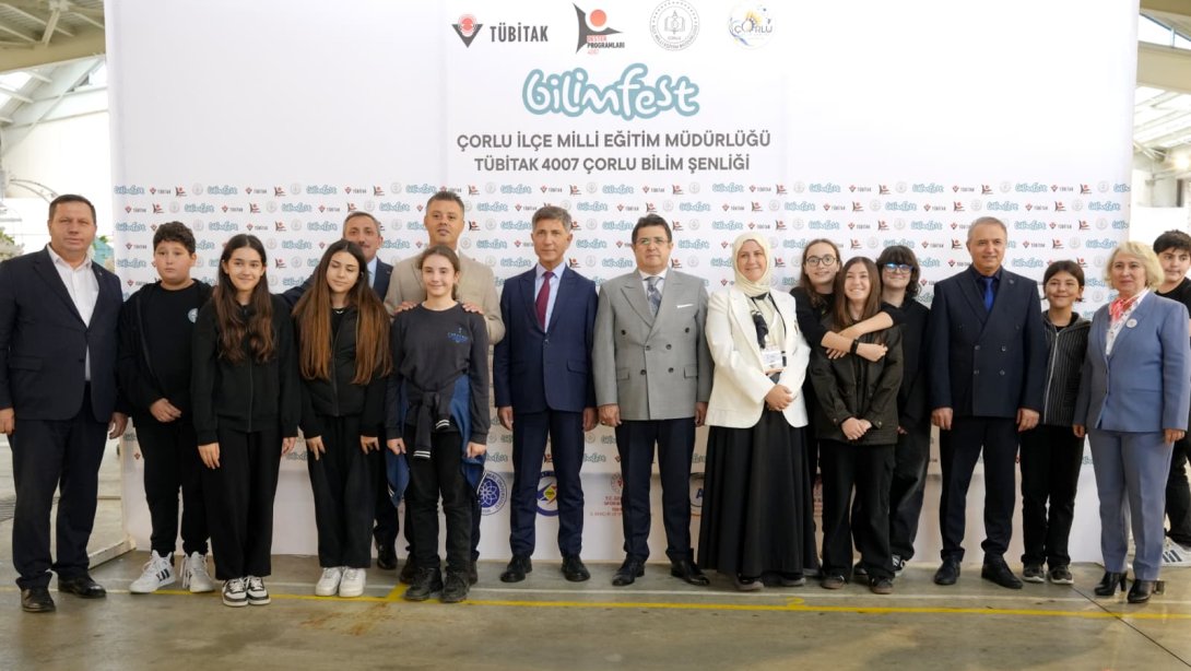 İl Millî Eğitim Müdürü Dr. Aziz Yeniyol, Çorlu Bilim Şenliği’ni Ziyaret Etti
