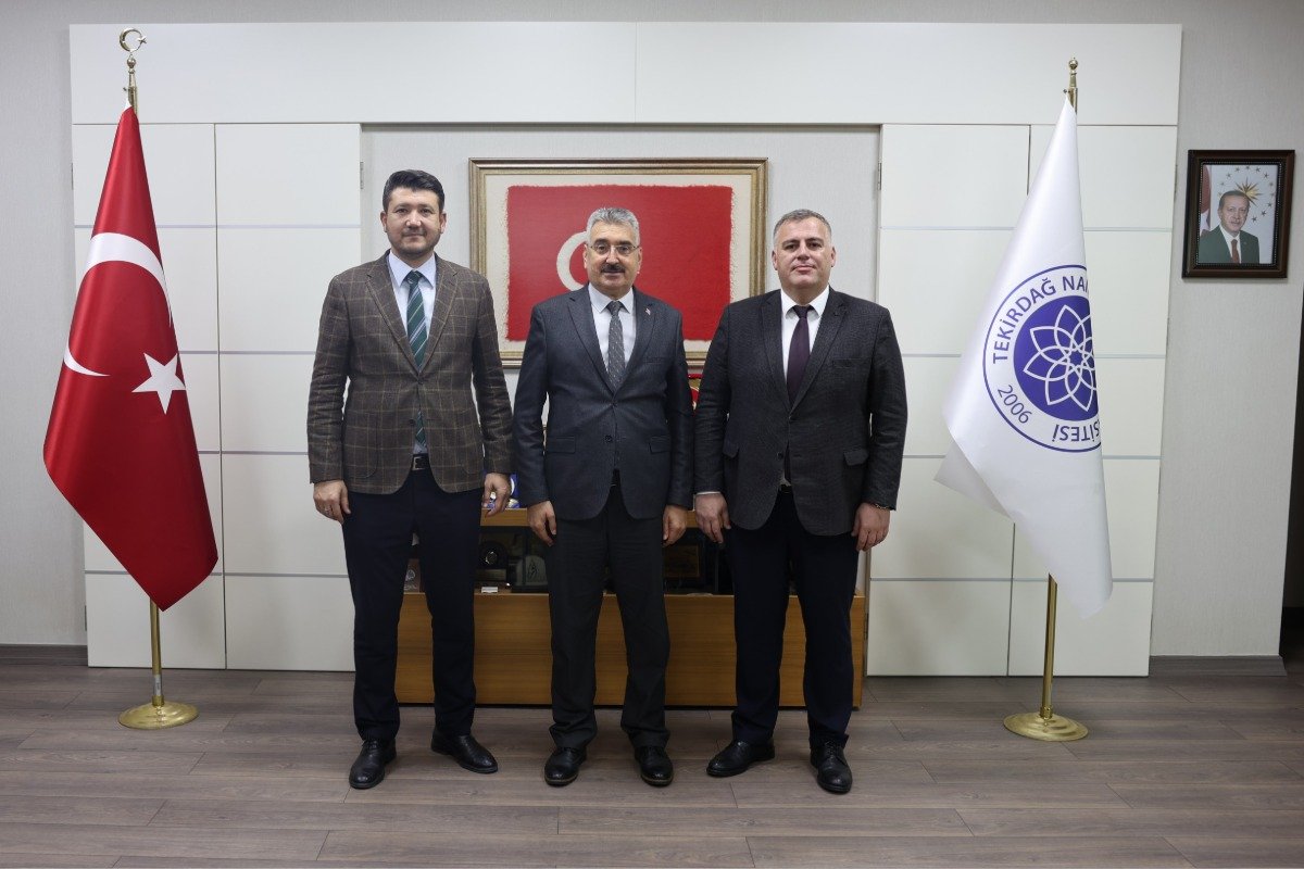 TNKÜ Veteriner Sağlık Uygulama ve Araştırma Merkezi Müdürü Doç. Dr. Halef Doğan’dan Rektörümüze Veda Ziyareti