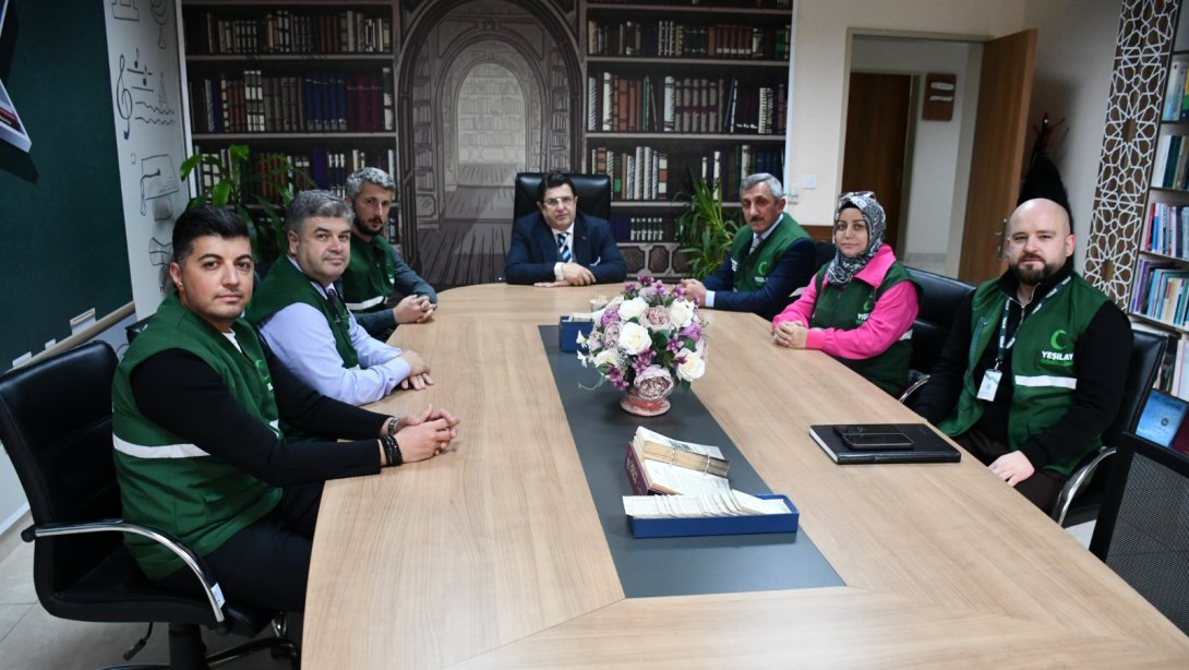Türkiye Yeşilay Cemiyeti Tekirdağ Şube Başkanı Hüseyin Erdoğan’dan İl Millî Eğitim Müdürü Dr. Aziz Yeniyol’a Ziyaret